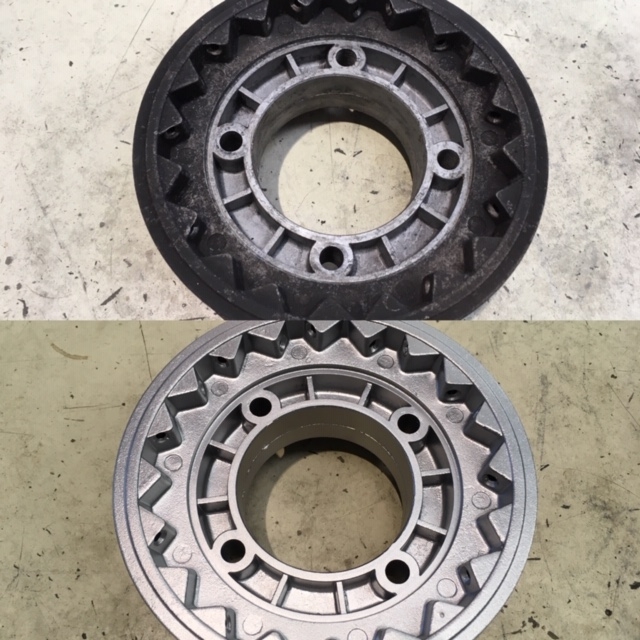 '76 Ducati GTS860 Front Wheel Hub Before and After Vapour Blasting